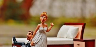 Preobrat v Poroki na prvi pogled: je nevesta res flirtala z drugim?