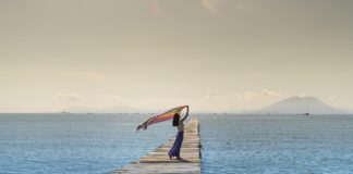 Tiha težava milijonov žensk: stresna inkontinenca ni sramota – je znak, da telo potrebuje pomoč