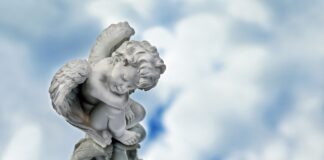 ŠOKANTNO: Nekdanji profesor Harvarda trdi, da je odkril točno lokacijo nebes