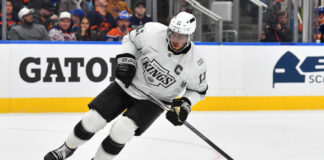 Konec obdobja: Anže Kopitar v solzah na ledu spregovoril o svoji 20 letni karieri – “ta prostor je bil moj dom”