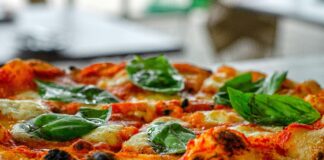 Zakaj je napolitanska pica tako posebna in tako dobra