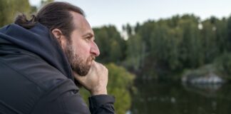 Resnica o štiridesetih, na katere te nihče ne pripravi: takrat končno dojameš, kaj v življenju res šteje