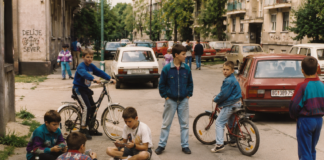 Bi danes sploh še znali živeti kot v 90. letih? Takrat ni bilo pametnih telefonov, a bilo je več pravega življenja