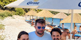 Luka Dončić znova na svoji priljubljeni plaži na Cresu – tokrat v družbi Bobana Marjanovića Luka Dončić