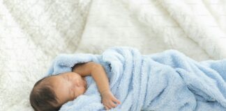 Po 1057 moških zdaj še dojenček: Bonnie Blue postala mama in z enim stavkom znova šokirala splet Bonnie Blue, chat gpt